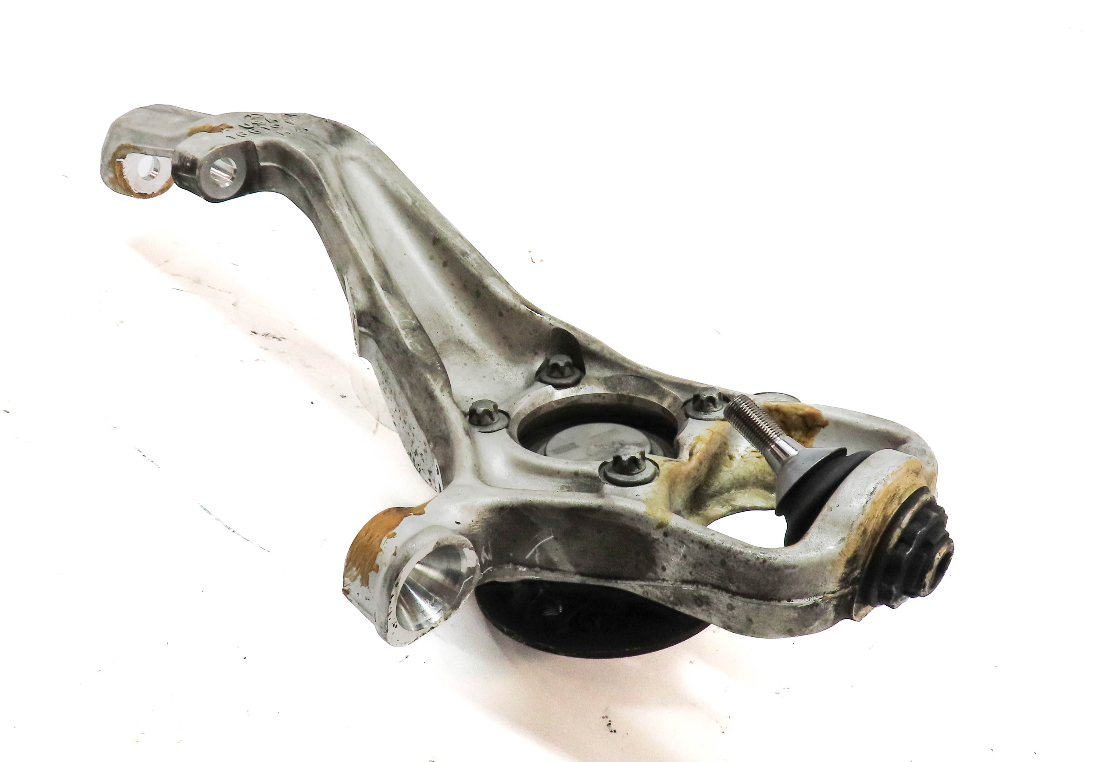 12-19 MERCEDES GL350 GL550 ML350 ML550 (W166 X166) RIGHT FRONT SPINDLE KNUCKLE — exact item pictured